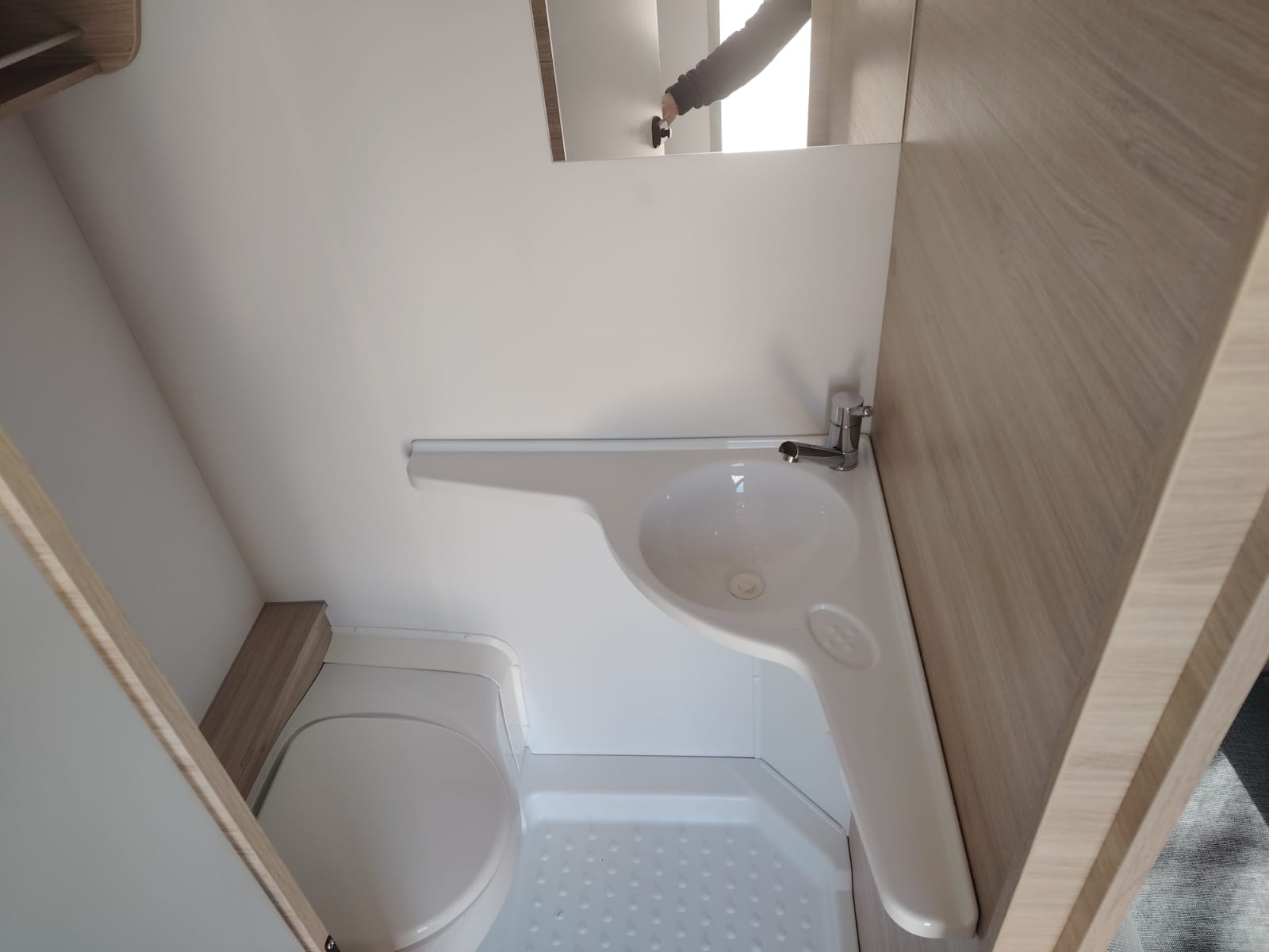 WhatsApp Image 2026-04-06 at 11.50.14 (7)